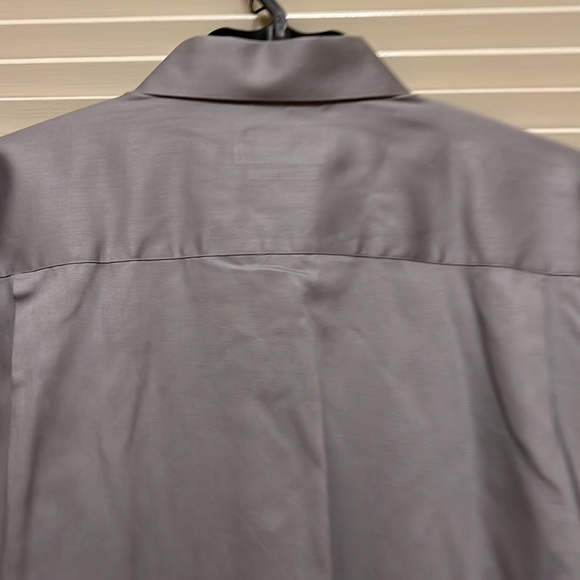 21. Geoffrey Beene Men’s Dress Shirt in Grey - Picture 7 of 12